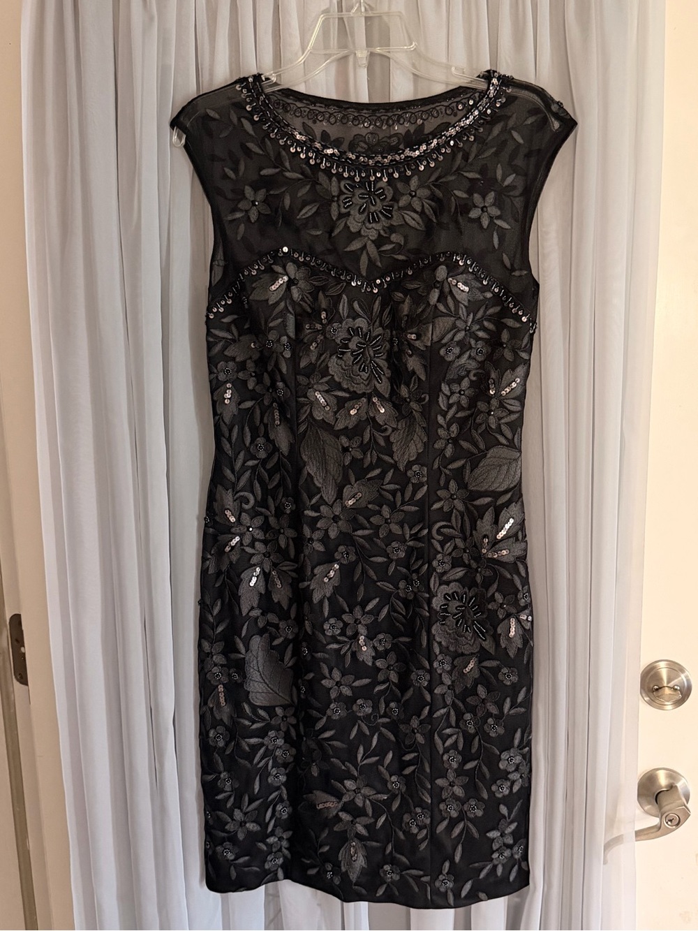 Sue Wong Nocturne Black Floral Embellished Midi Dress Size 8 NWOT